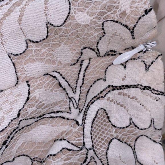 Lulus Delicate Darling beige and ivory lace bodycon dress size medium - Picture 12 of 16